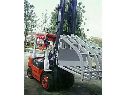 傾翻帶斗、爪的廢料叉車